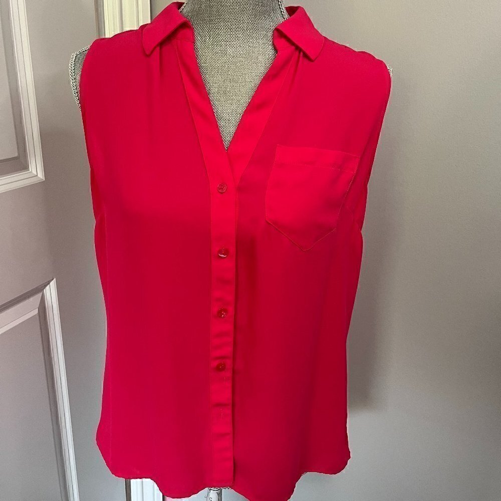 The Limited Women's Bright Pink Sleeveless Button Down Top Size M EUC